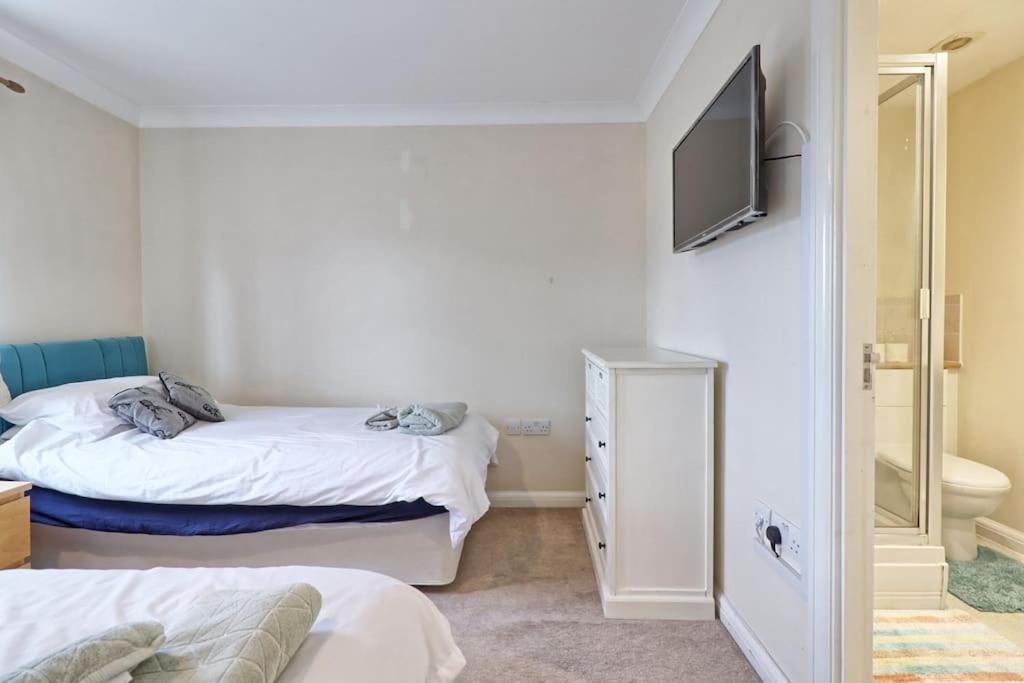 By Buildersbeds - Paignton House 4 Bedrooms Harold Wood Exterior foto