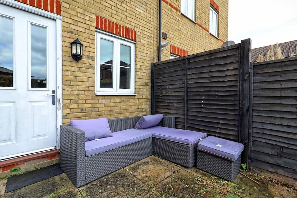 By Buildersbeds - Paignton House 4 Bedrooms Harold Wood Exterior foto